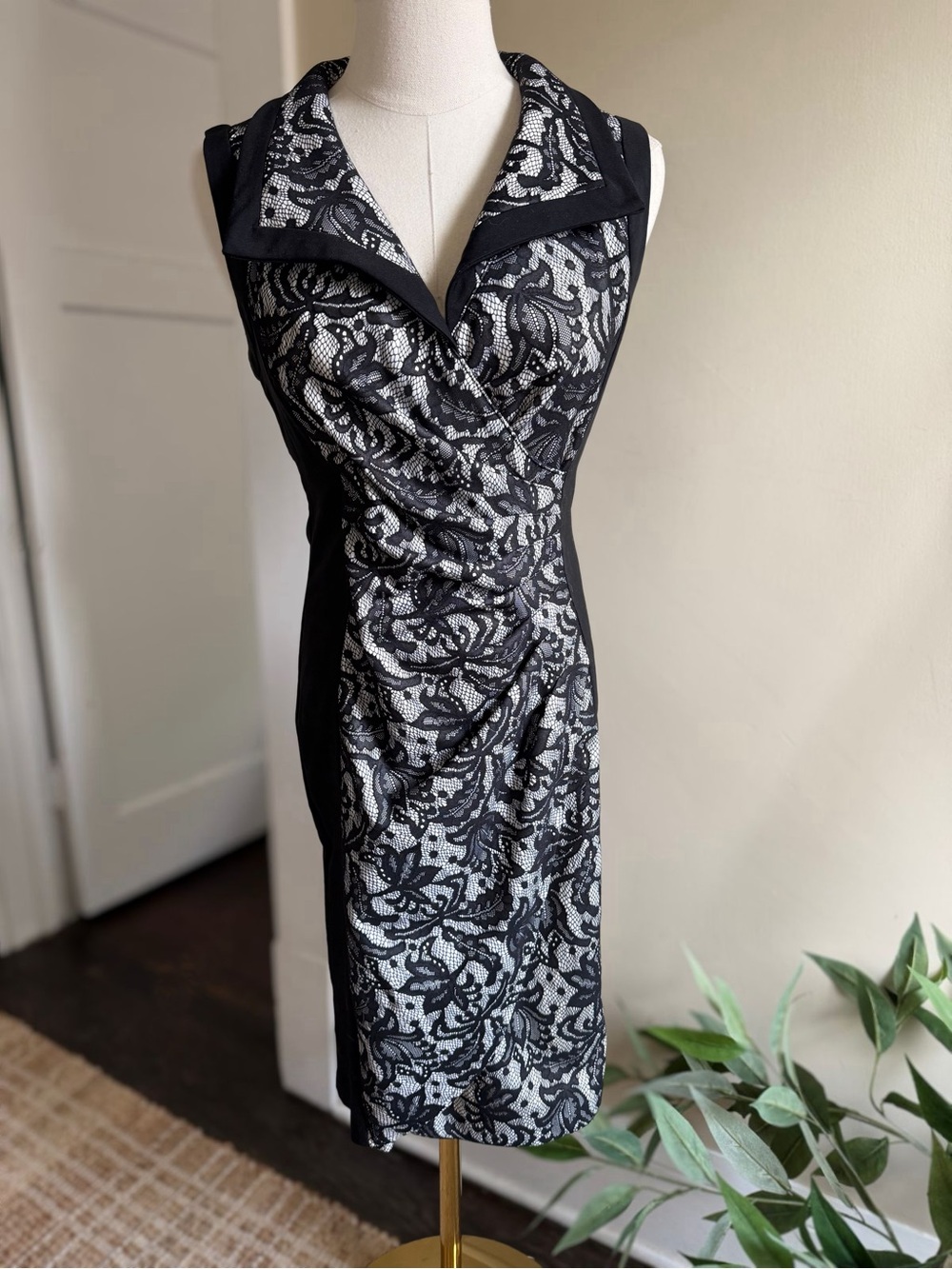 Joseph Ribkoff Black and White Lace-Effect Midi Sheath